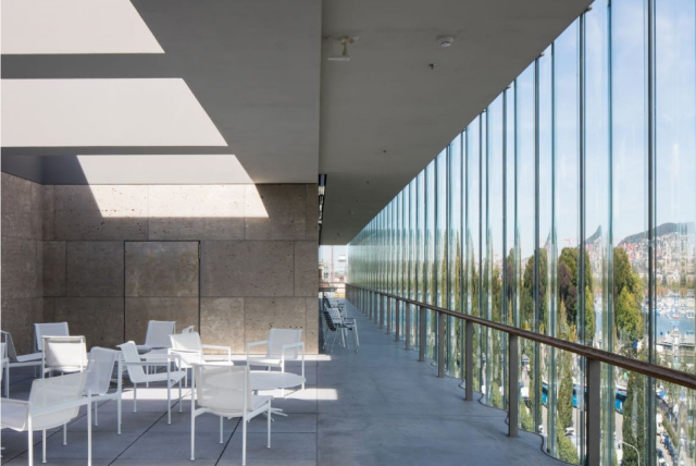 Swiss Re